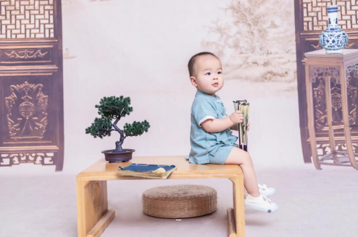 青岛蜡笔小新美伢怀孕